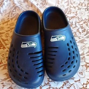 Foco Men's Seattle Seahawks clogs